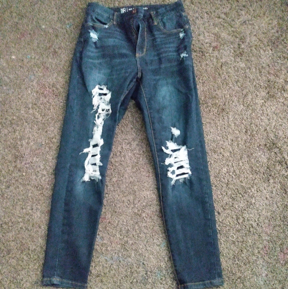 Dark blue ripped jeans no boundaries size 11 - Picture 1 of 5